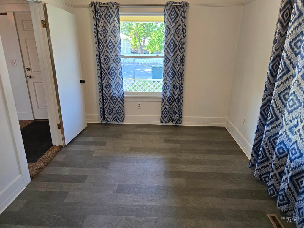 Photo of 621 7th Street, Clarkston, WA 99403 (MLS # 98986010)