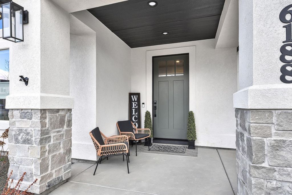 Photo of 6188 S Hope Ave, Meridian, ID 83642 (MLS # 98975181)