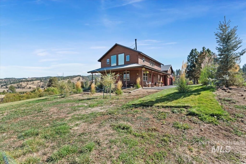 Photo of 34 Crosstimber Loop, Garden Valley, ID 83622 (MLS # 98992381)