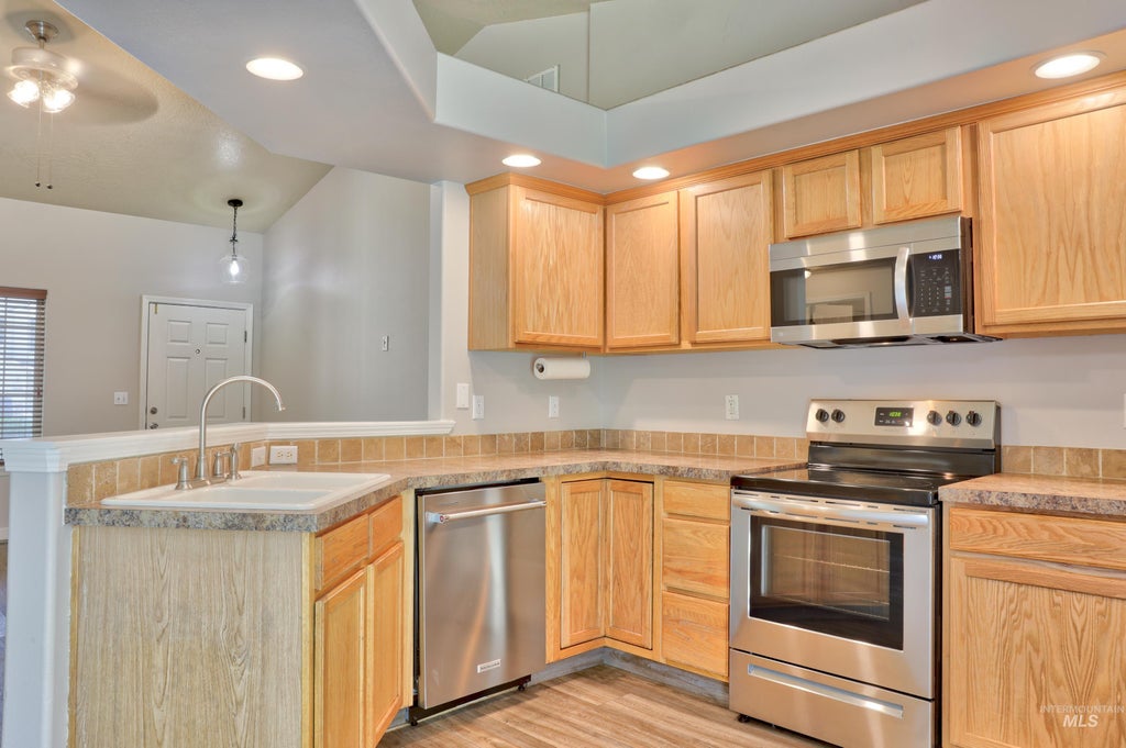 Photo of 19811 Adirondack Way, Caldwell, ID 83605 (MLS # 99000027)