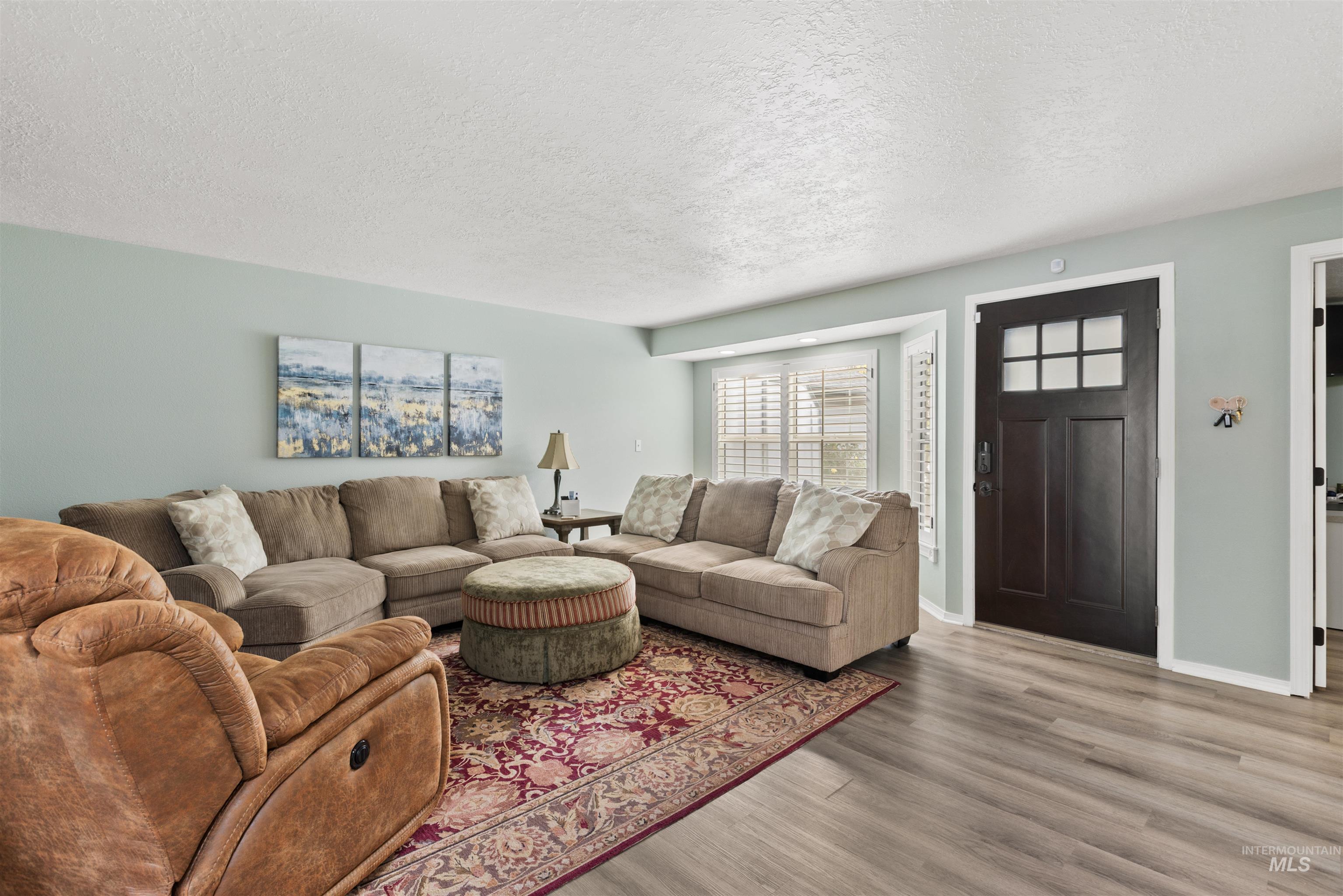 1981 N Interlachen Way