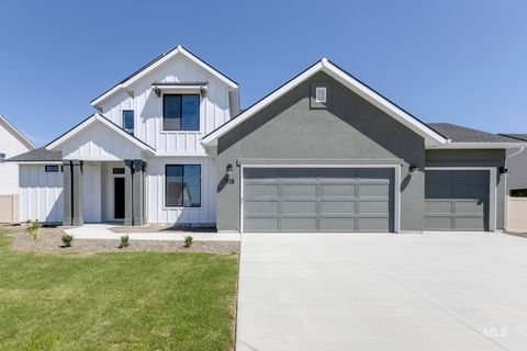 Photo of 1116 E Perjue Basin Dr, Nampa, ID 83686 (MLS # 98952529)