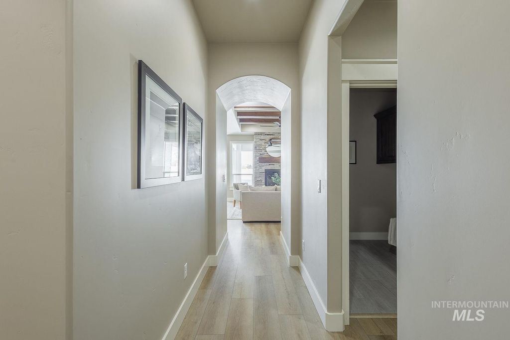 Photo of 1732 Sandbar Rd, Emmett, ID 83617 (MLS # 98982987)