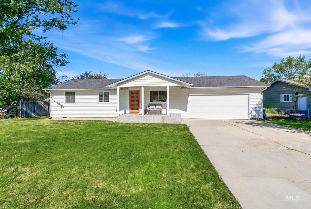 Photo of 3932 W Leland Way, Boise, ID 83709 (MLS # 98984988)