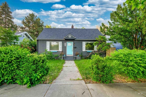 Photo of 916 E Mckinley Street, Boise, ID 83712 (MLS # 98988258)