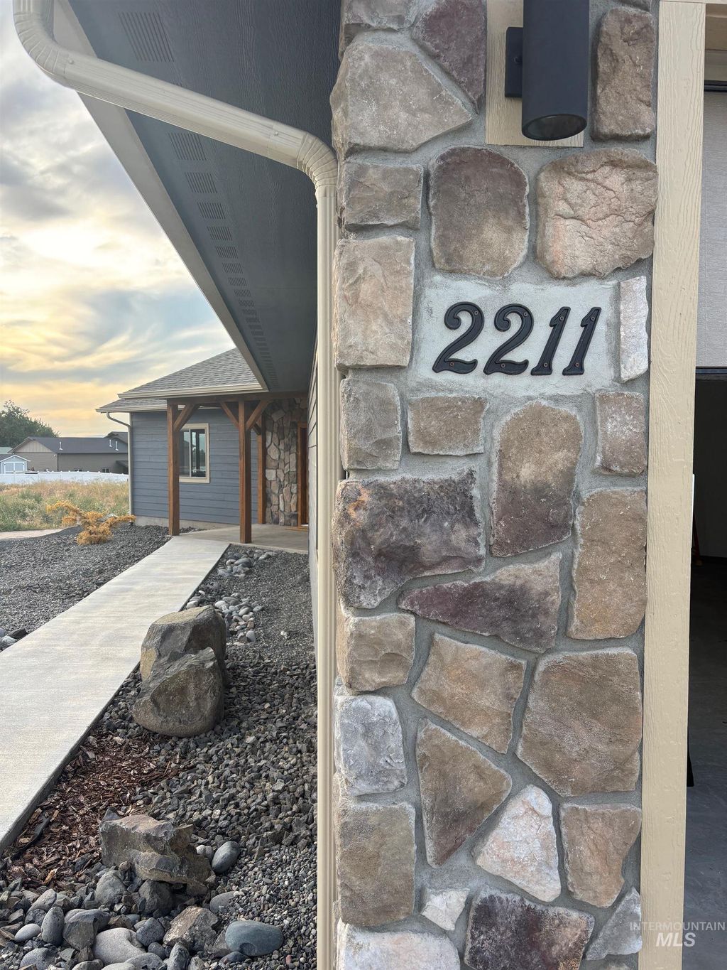 Photo of 2211 Powers Drive, Lewiston, ID 83501 (MLS # 98957174)