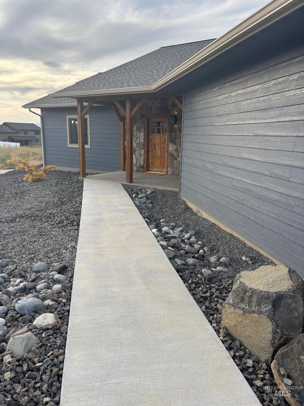 Photo of 2211 Powers Drive, Lewiston, ID 83501 (MLS # 98957174)