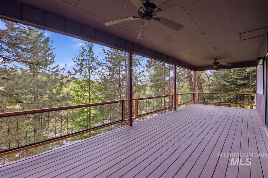 Photo of 9791 Highway 55, Cascade, ID 83611 (MLS # 98986595)