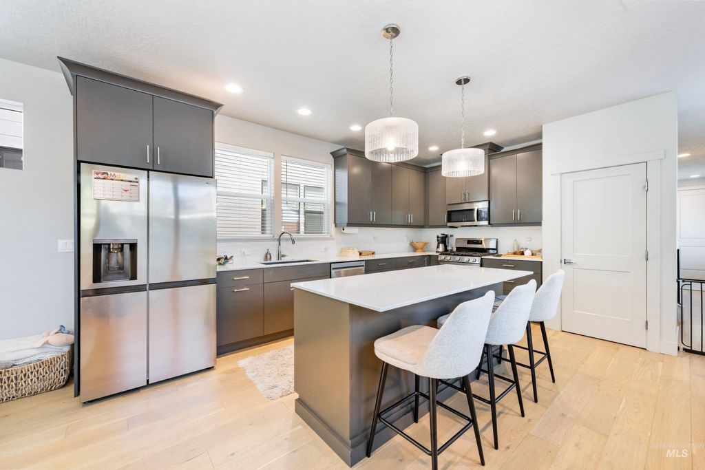 Photo of 2106 N 35th Street, Boise, ID 83703 (MLS # 98985314)