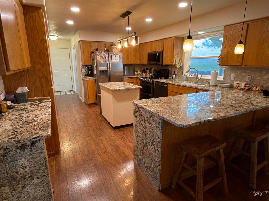 Photo of 1028 Redemption Lane, Kendrick, ID 83537 (MLS # 98976482)