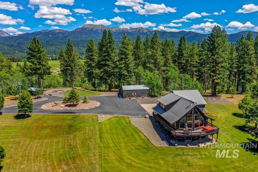Photo of 30 Redtail Ln, McCall, ID 83638 (MLS # 98976932)