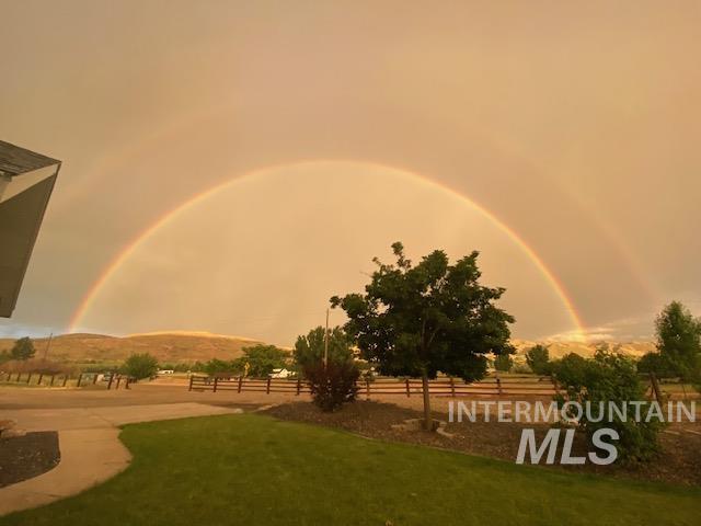 2772 E Black Canyon (Hwy 52,N)