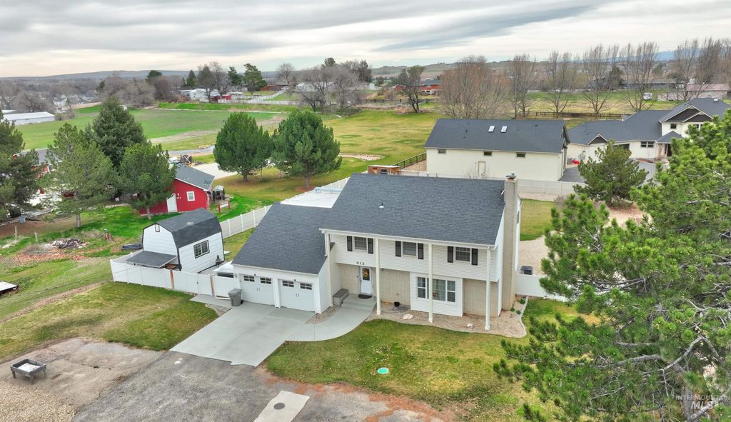 Photo of 513 Ruth Ln, Nampa, ID 83686 (MLS # 98978002)