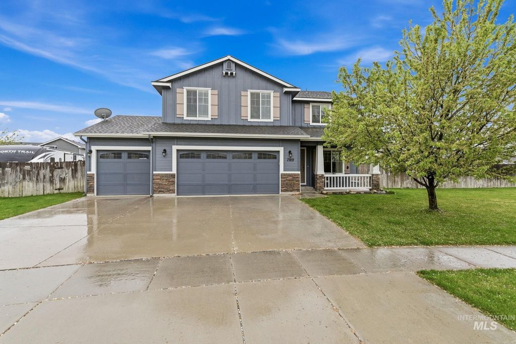 Photo of 7919 E Toussand Dr, Nampa, ID 83687 (MLS # 98982413)