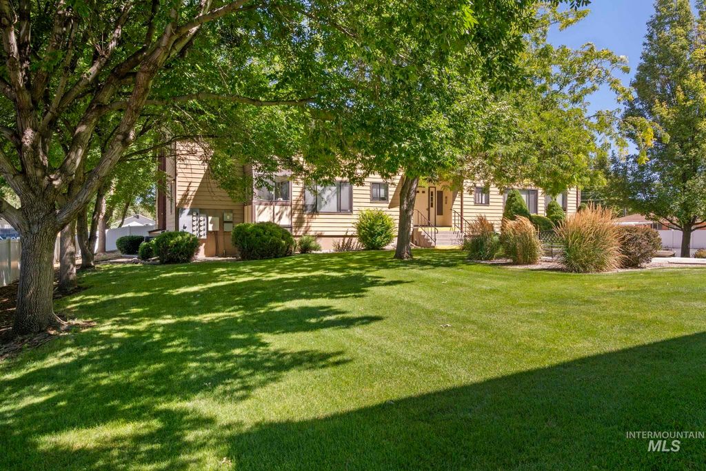 Photo of 355 Elm Street North #a-7 St, Twin Falls, ID 83301 (MLS # 98957823)