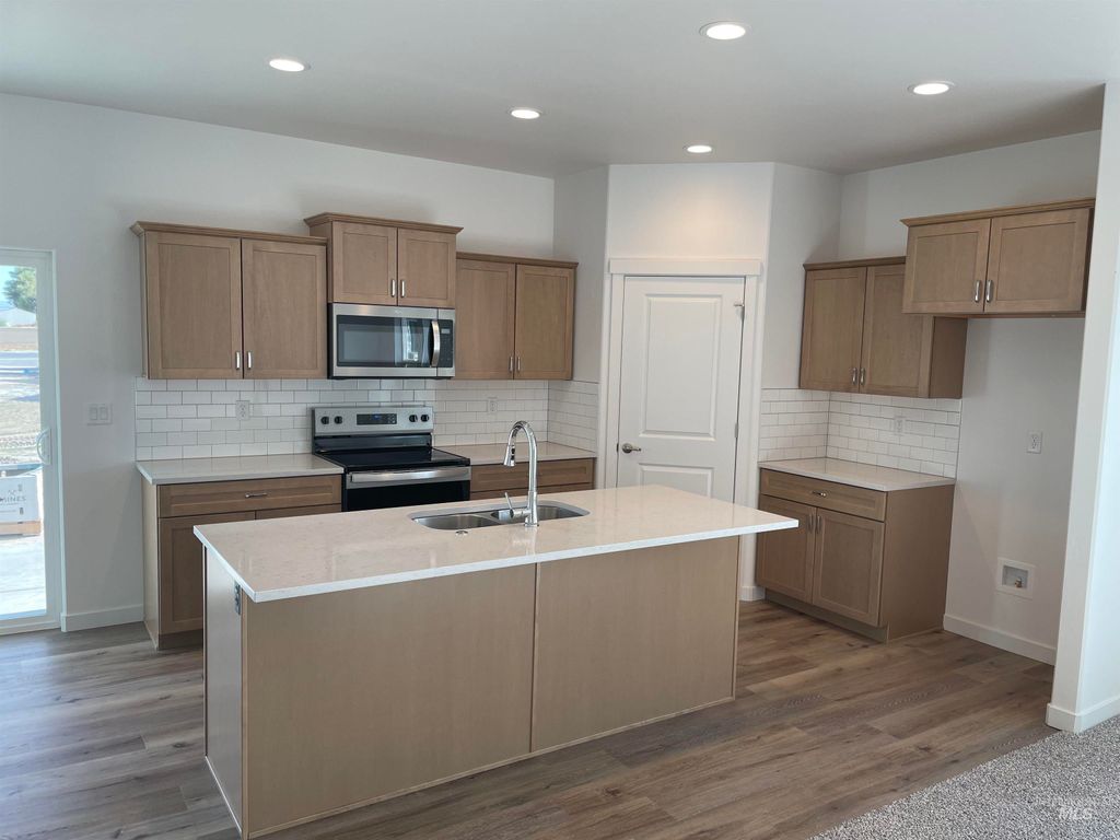 Photo of 2015 Lowline Ave, Twin Falls, ID 83301 (MLS # 98965879)