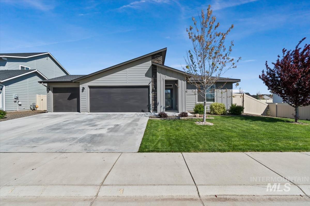 5056 W Sands Basin Dr.