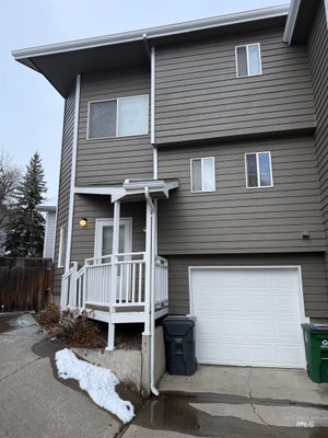 562 DEER MEADOW CT APT 4, MOSCOW, ID 83843 - Image af89916d49ff8ceec0ed414b4dccfdb8/2315775220