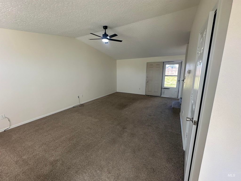 Photo of 2807 Laurel Way, Nampa, ID 83686 (MLS # 98978528)