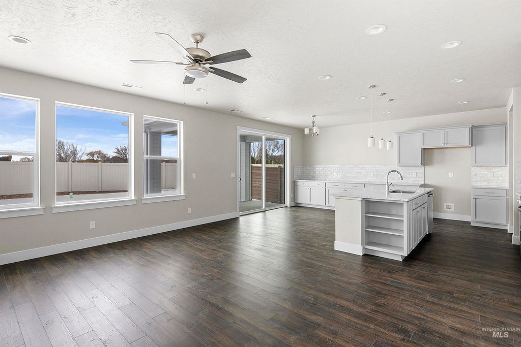 Photo of 5918 W Parachute Dr, Meridian, ID 83646 (MLS # 98979482)