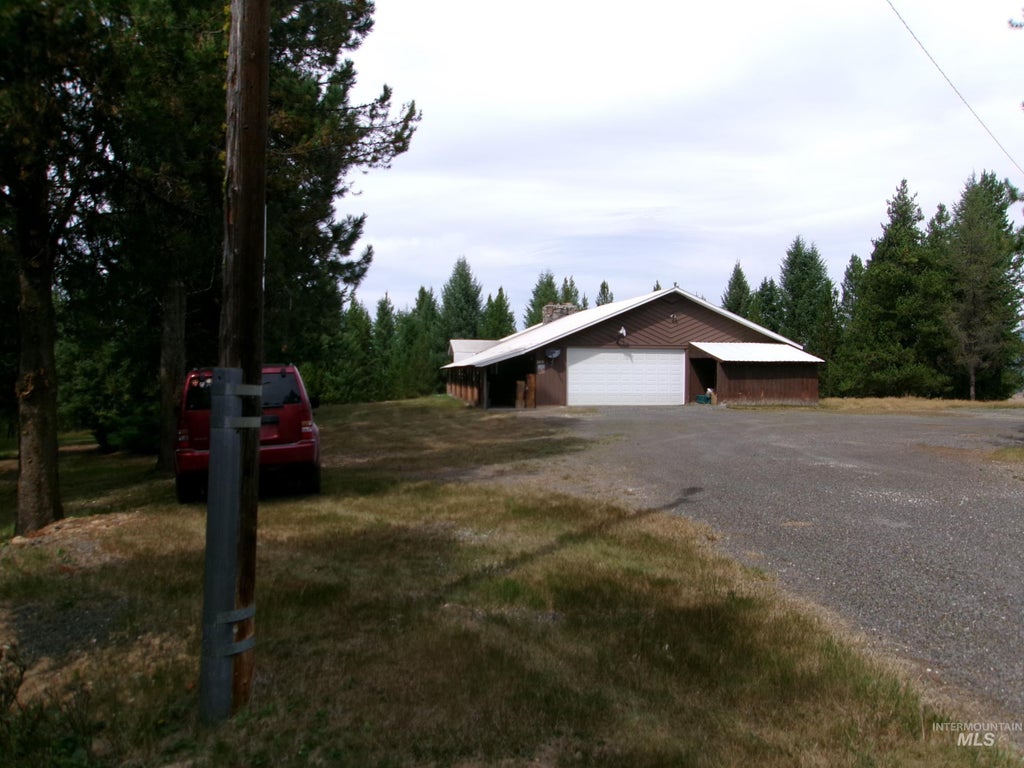 Photo of 240 Ridgeway Drive, Elk City, ID 83525 (MLS # 99000197)