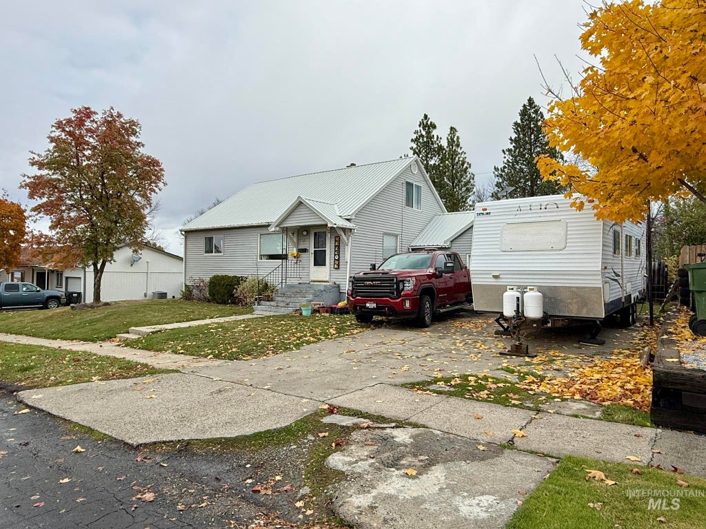 Photo of 615 S C Street, Grangeville, ID 83530 (MLS # 99005251)