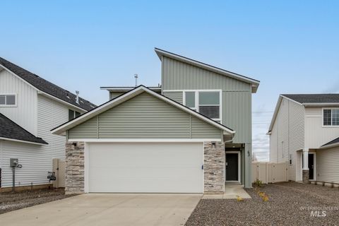 Photo of 2518 W Fallon Loop, Nampa, ID 83651 (MLS # 98968407)