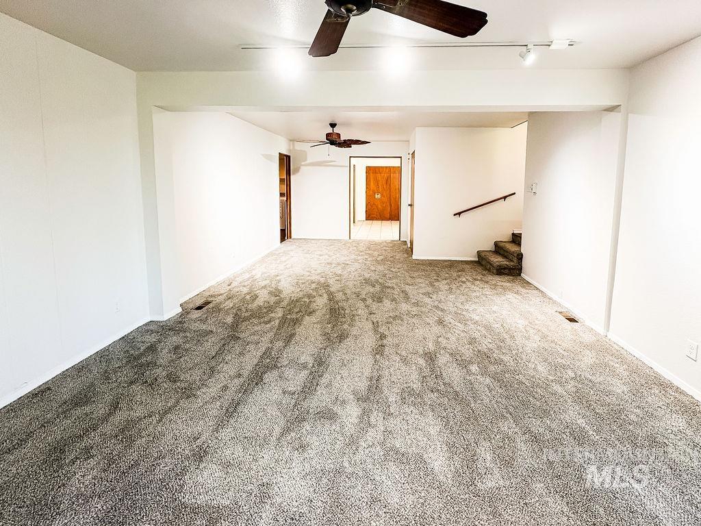 1453 Sunnyside Ave