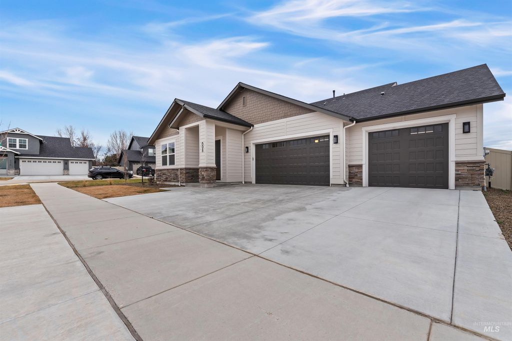 Photo of 698 N Morning Glory Avenue, Eagle, ID 83616 (MLS # 98977192)