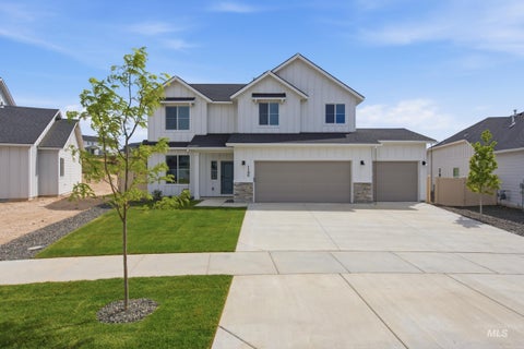 Photo of 901 E Crab Springs St, Nampa, ID 83686 (MLS # 98997655)