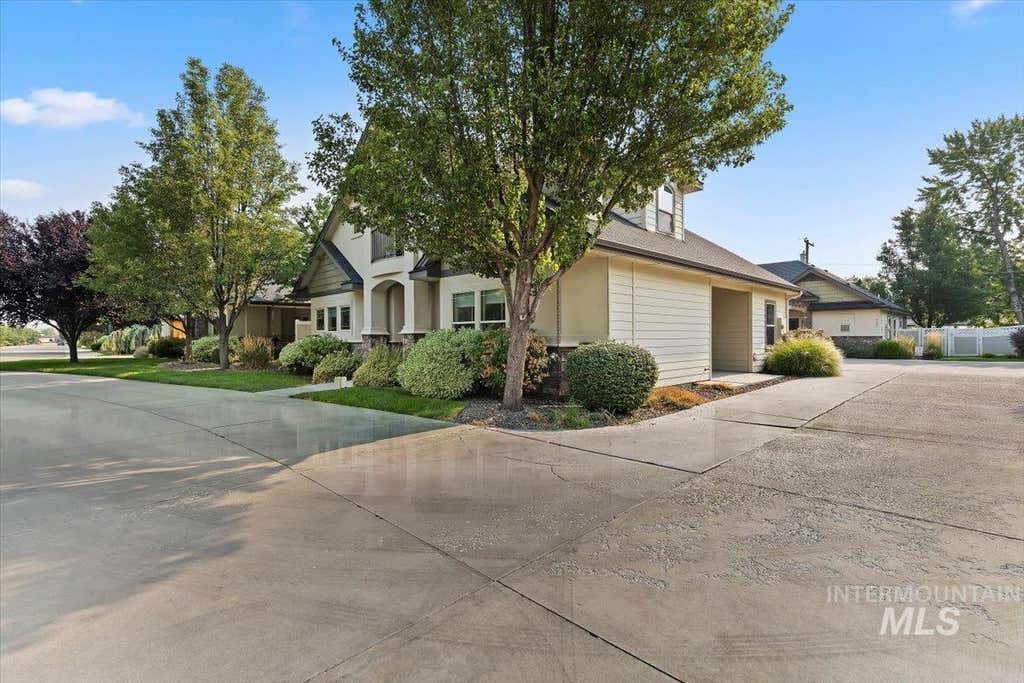 Photo of 654 S Whisperwood Way, Boise, ID 83709 (MLS # 98997085)