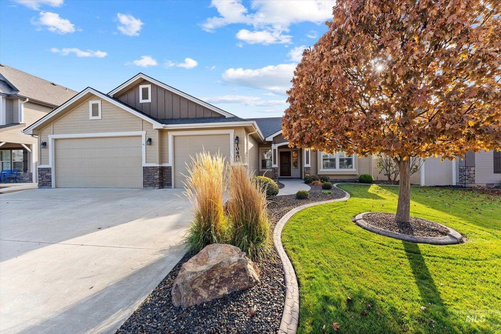 Photo of 10409 Boulder Peak St, Nampa, ID 83687 (MLS # 98968631)