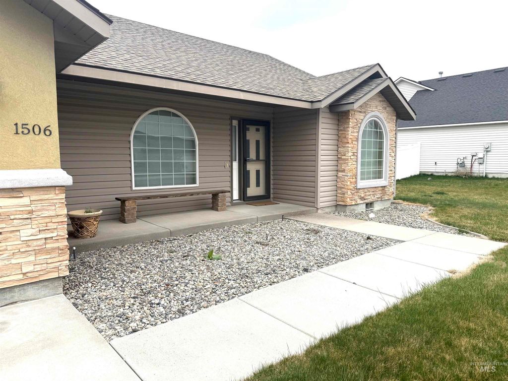 Photo of 1506 N Adams St, Jerome, ID 83338 (MLS # 98980178)