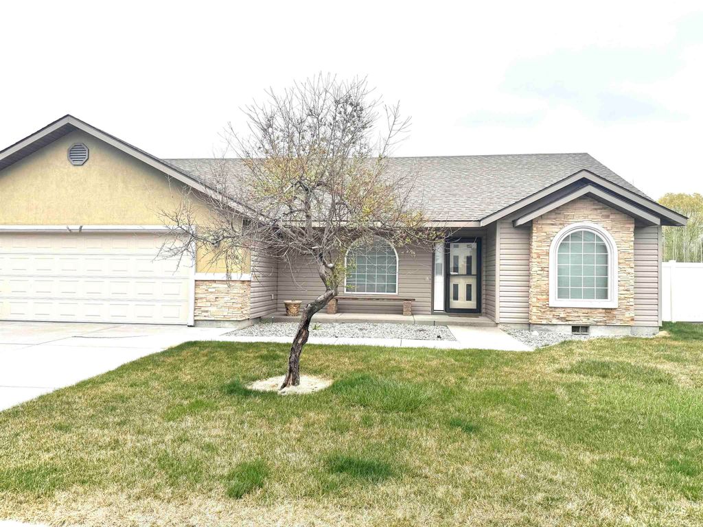 Photo of 1506 N Adams St, Jerome, ID 83338 (MLS # 98980178)