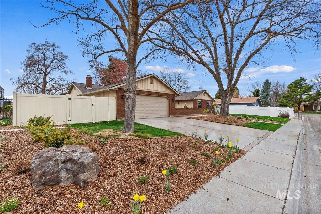 Photo of 3485 Tumbleweed Ave, Boise, ID 83713 (MLS # 98979489)