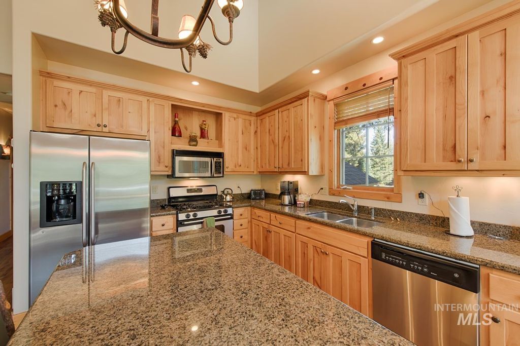 Photo of 1389 Hearthstone Court #17-E, McCall, ID 83638 (MLS # 98975938)