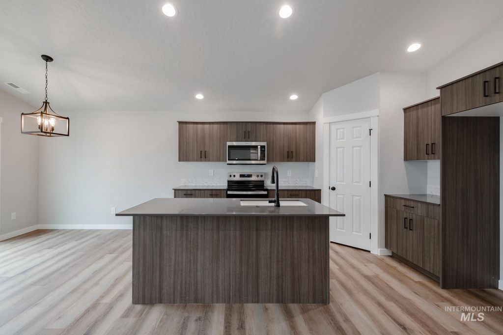 Photo of 5226 E Open Canyon Dr, Nampa, ID 83687 (MLS # 98981856)