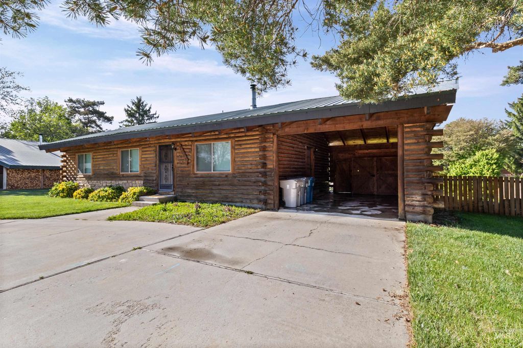 Photo of 2009 Glen View Drive, Nampa, ID 83686 (MLS # 98985313)