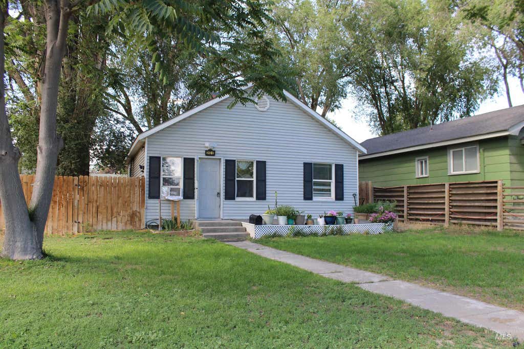 Photo of 312 E D RD, Jerome, ID 83338 (MLS # 98977558)