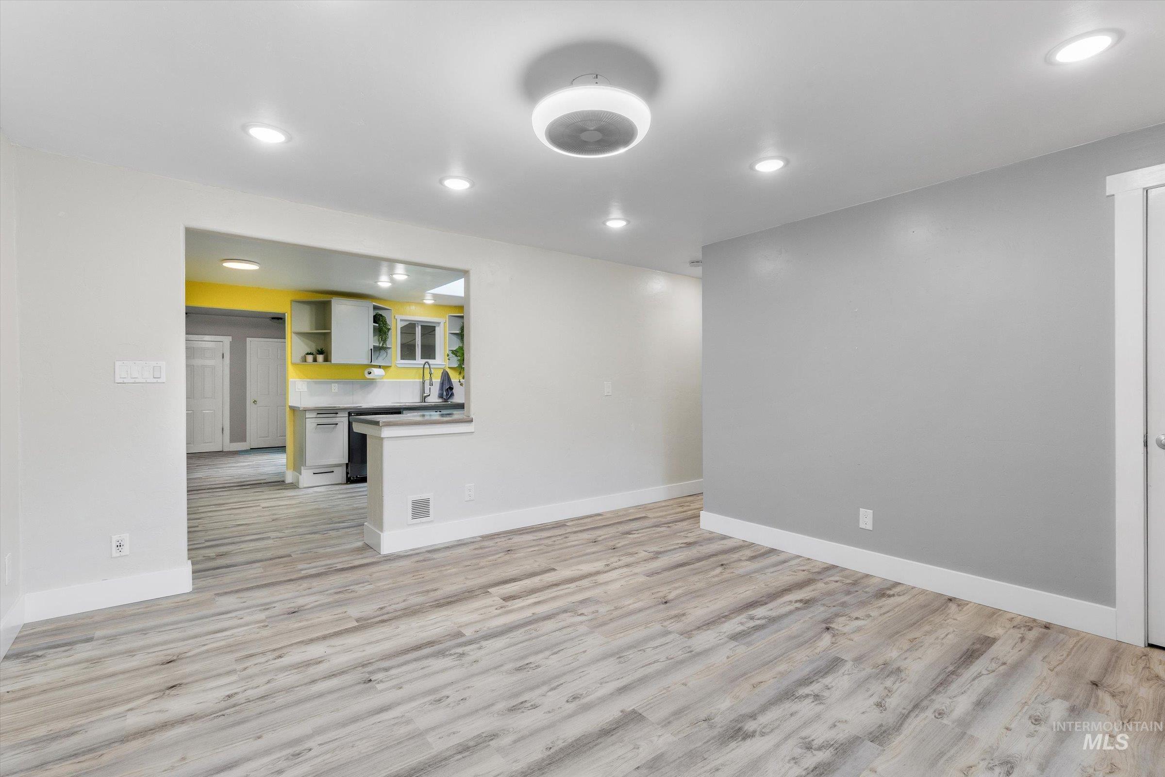 4010 N Patricia Lane