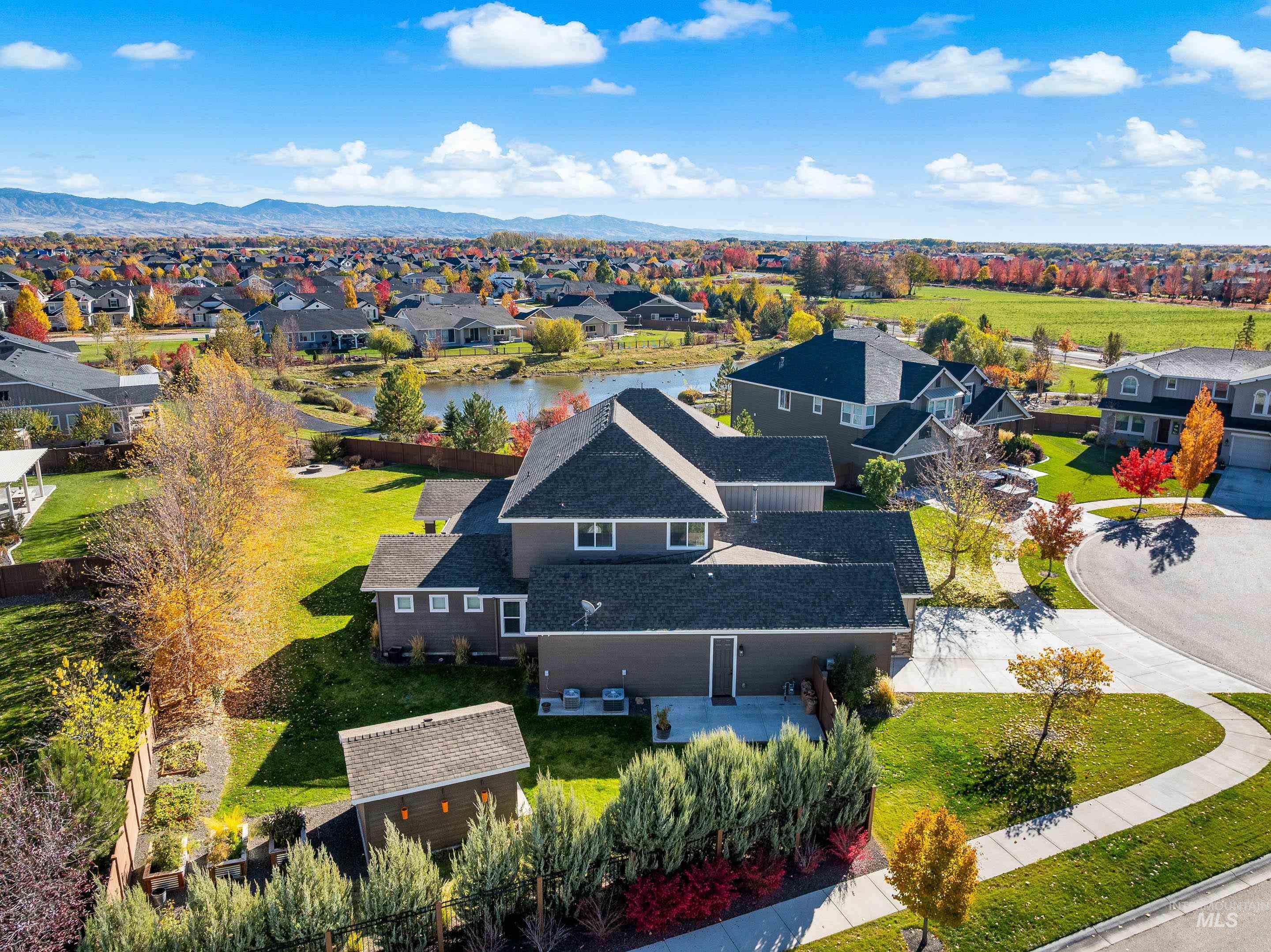 1934 N Synergy Place