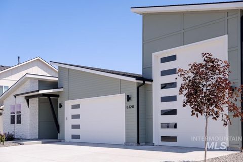 Photo of 6229 S Oldenburg Ave, Meridian, ID 83642 (MLS # 98960111)