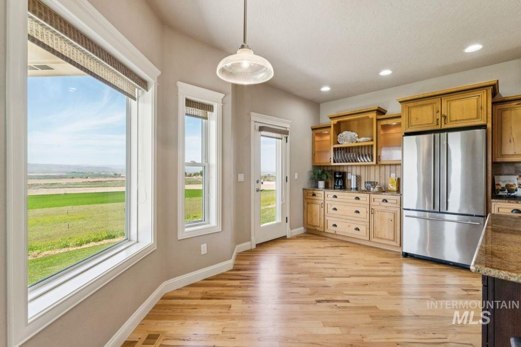 Photo of 5803 Whispering Hills Dr, Marsing, ID 83639 (MLS # 98983151)