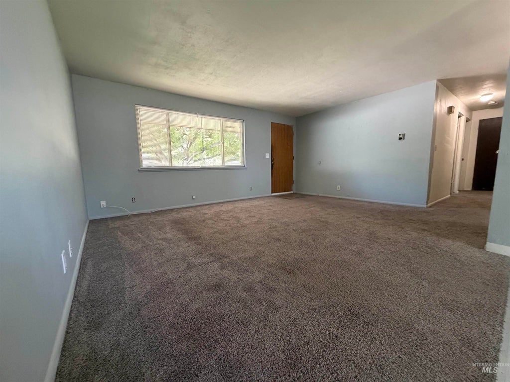 Photo of 160 S 11th East, Mountain Home, ID 83647 (MLS # 99000035)