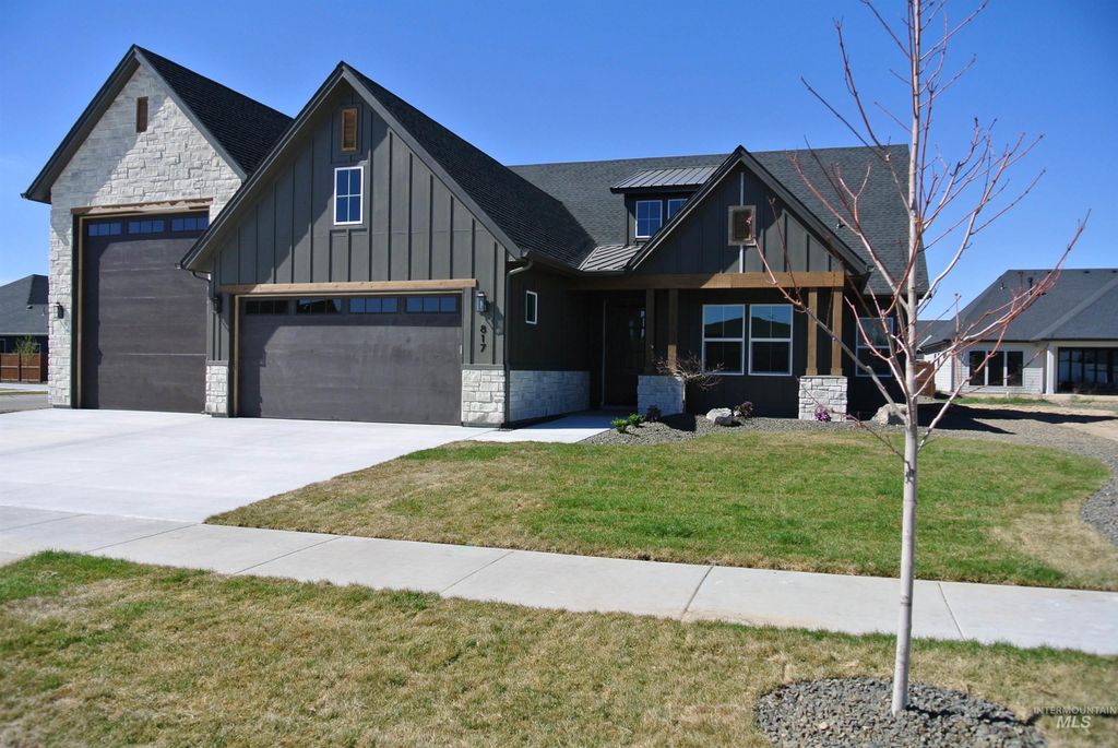 Photo of 817 N Gracie Avenue, Eagle, ID 83616 (MLS # 98977496)