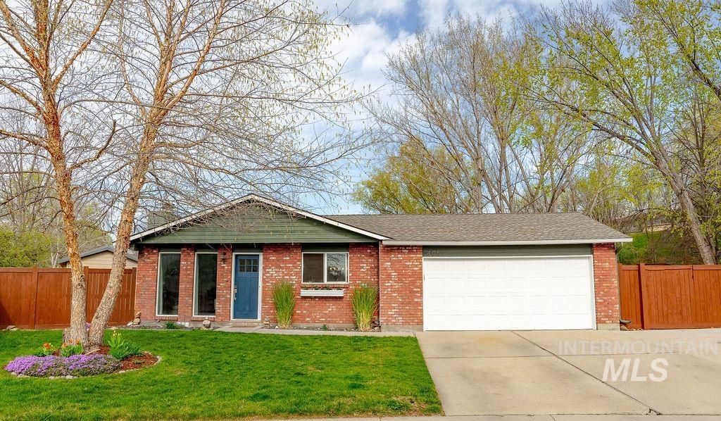 Photo of 405 N 2nd St, Eagle, ID 83616 (MLS # 98980151)