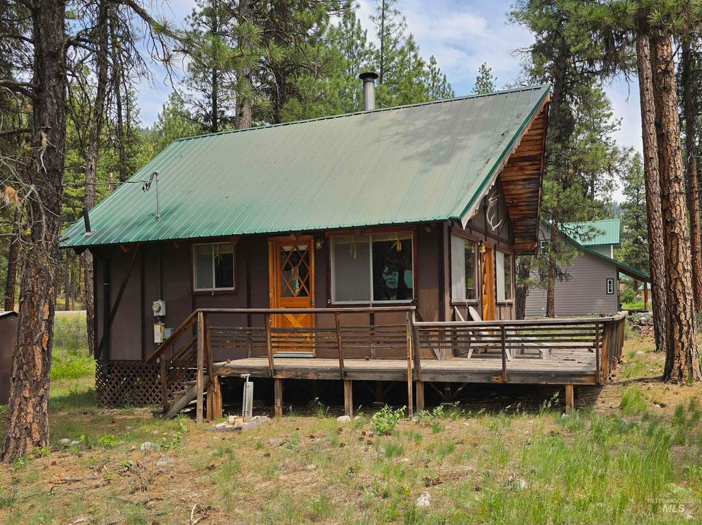 Photo of 4 Jolene Dr, Lowman, ID 83637 (MLS # 98984789)