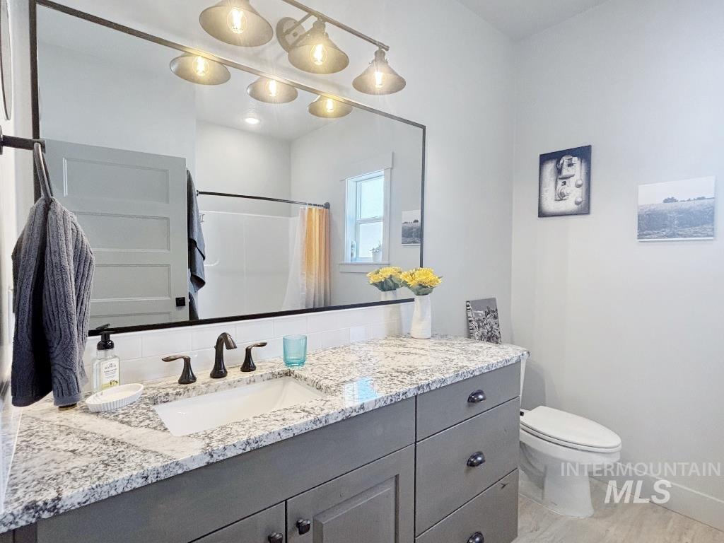 Caldwell, Idaho 83605, United States, 3 Bedrooms Bedrooms, ,2 BathroomsBathrooms,Residential,Active,80324