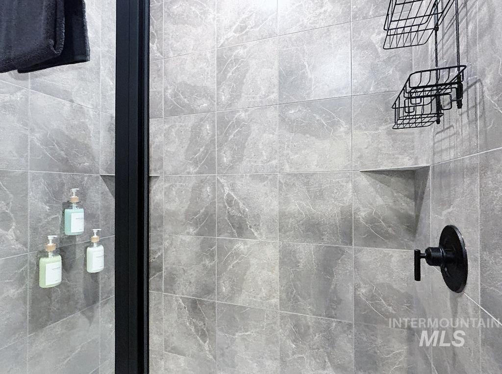 Caldwell, Idaho 83605, United States, 3 Bedrooms Bedrooms, ,2 BathroomsBathrooms,Residential,Active,80324