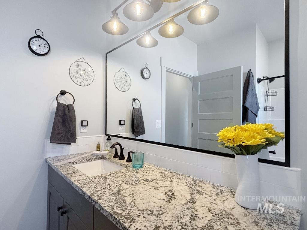 Caldwell, Idaho 83605, United States, 3 Bedrooms Bedrooms, ,2 BathroomsBathrooms,Residential,Active,80324